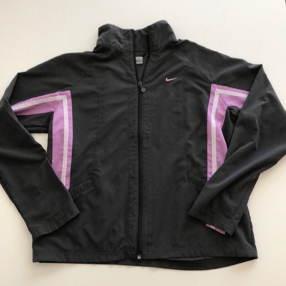 Nike Large Gray zip up light weight wind breaker